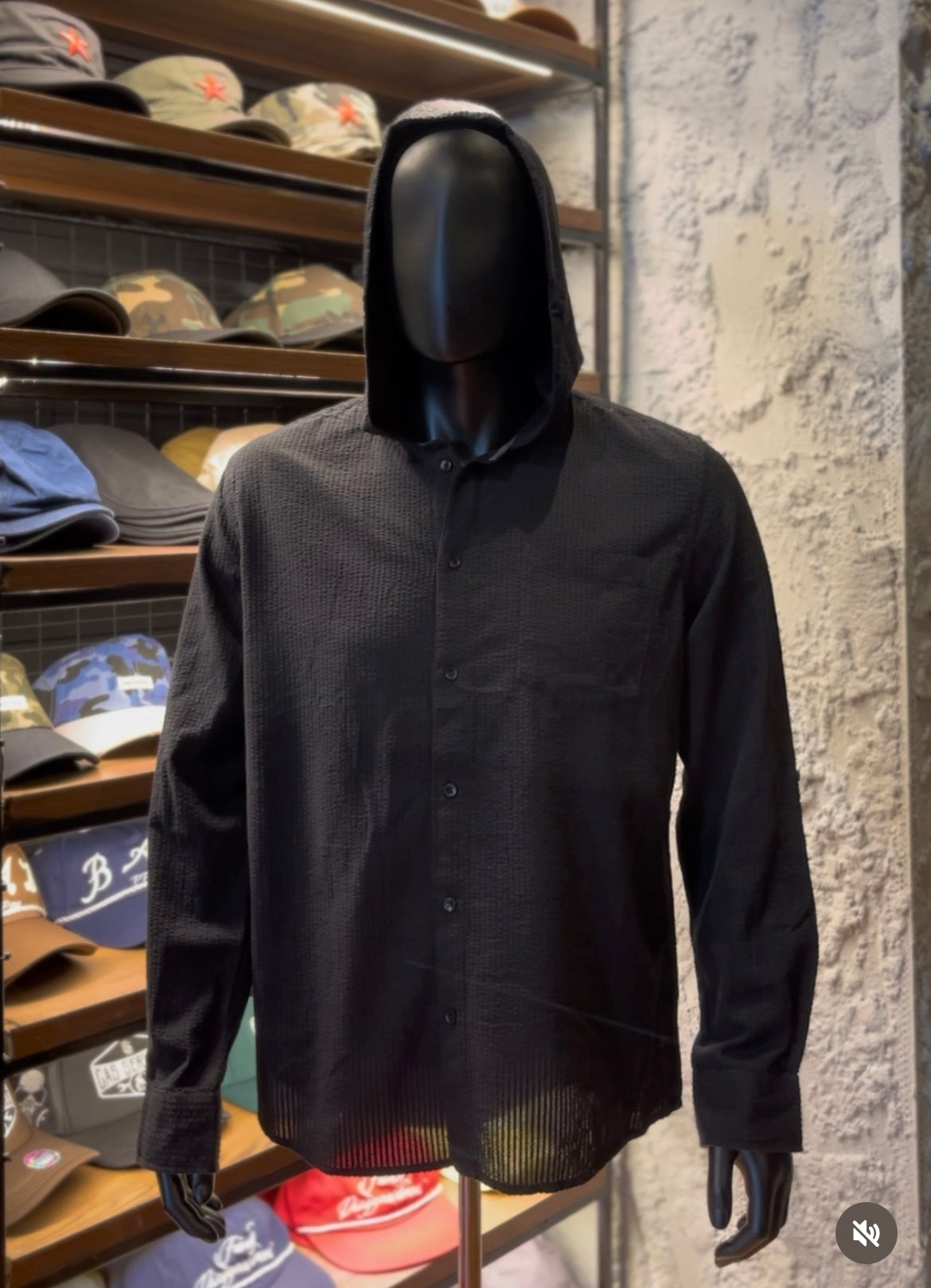 Red tag creased hooded cotton shirt