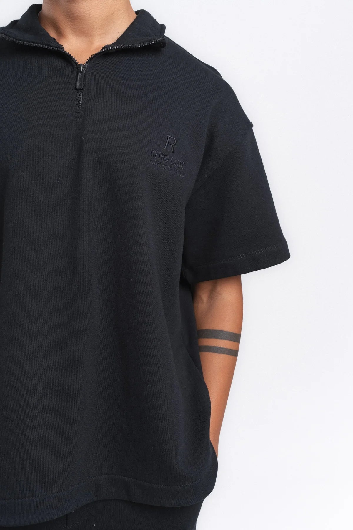 Retro club members only set