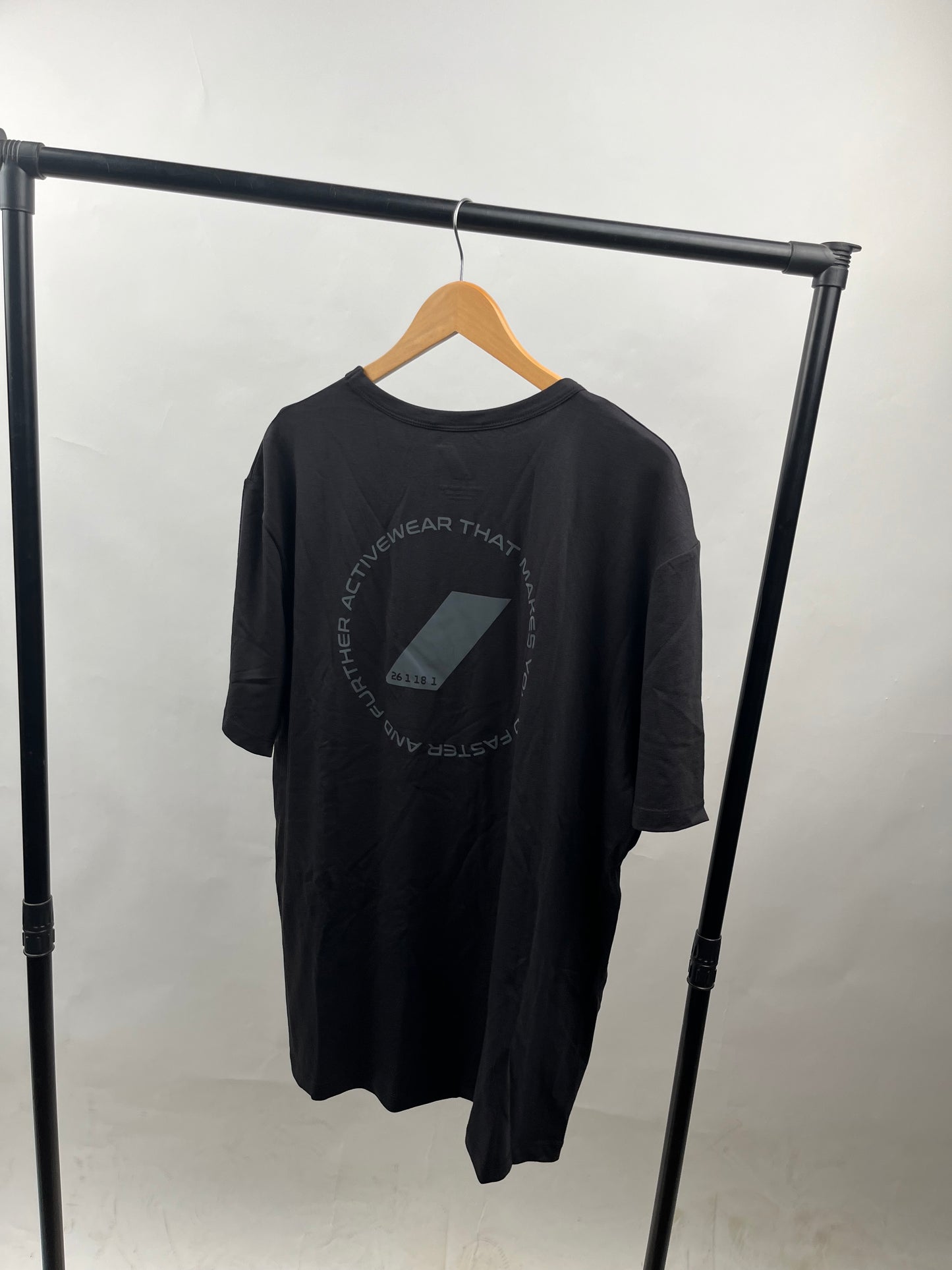 Zara athletics tee in black