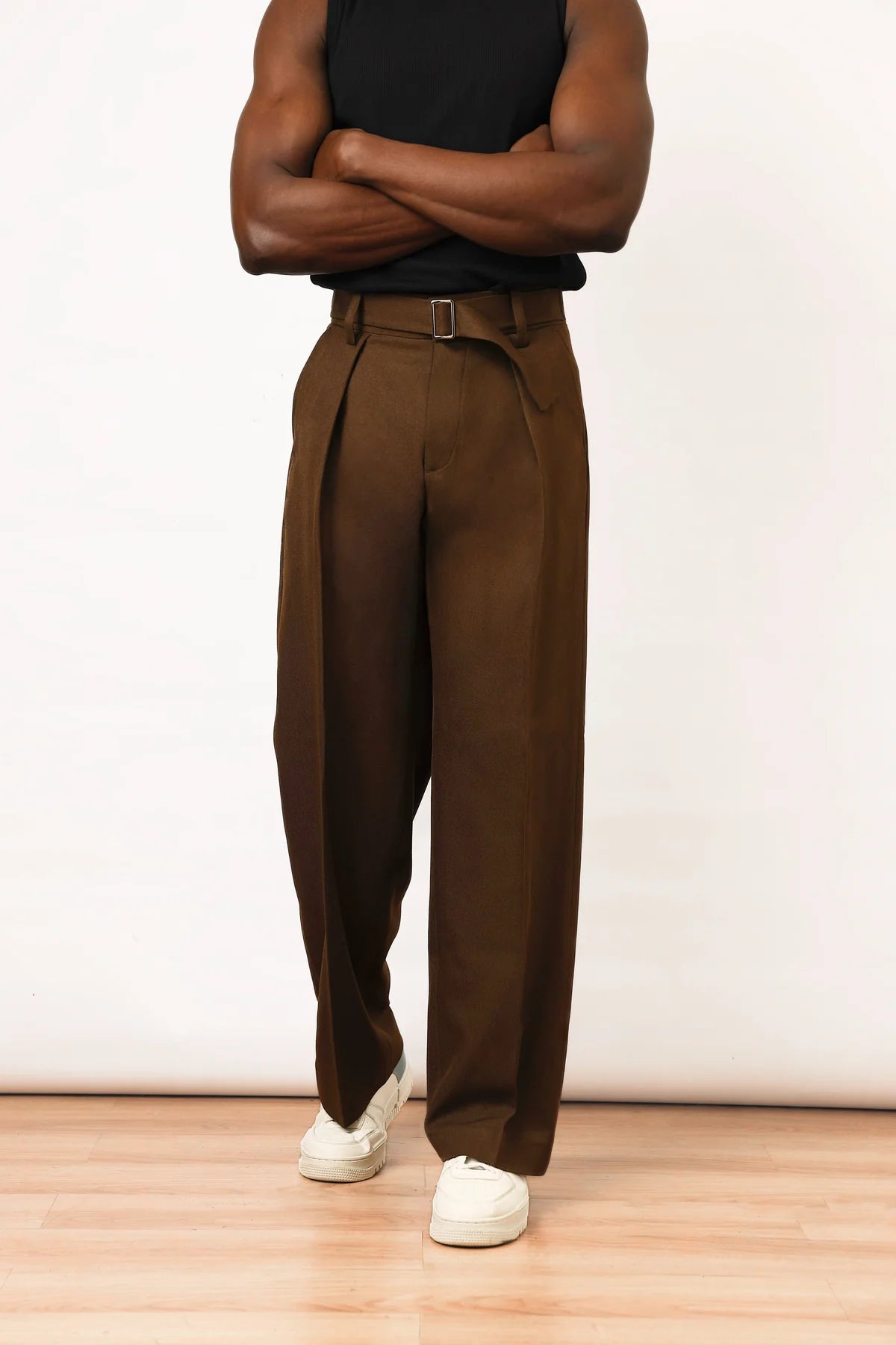 RECLAIMED OXFORD PLEATED TROUSER