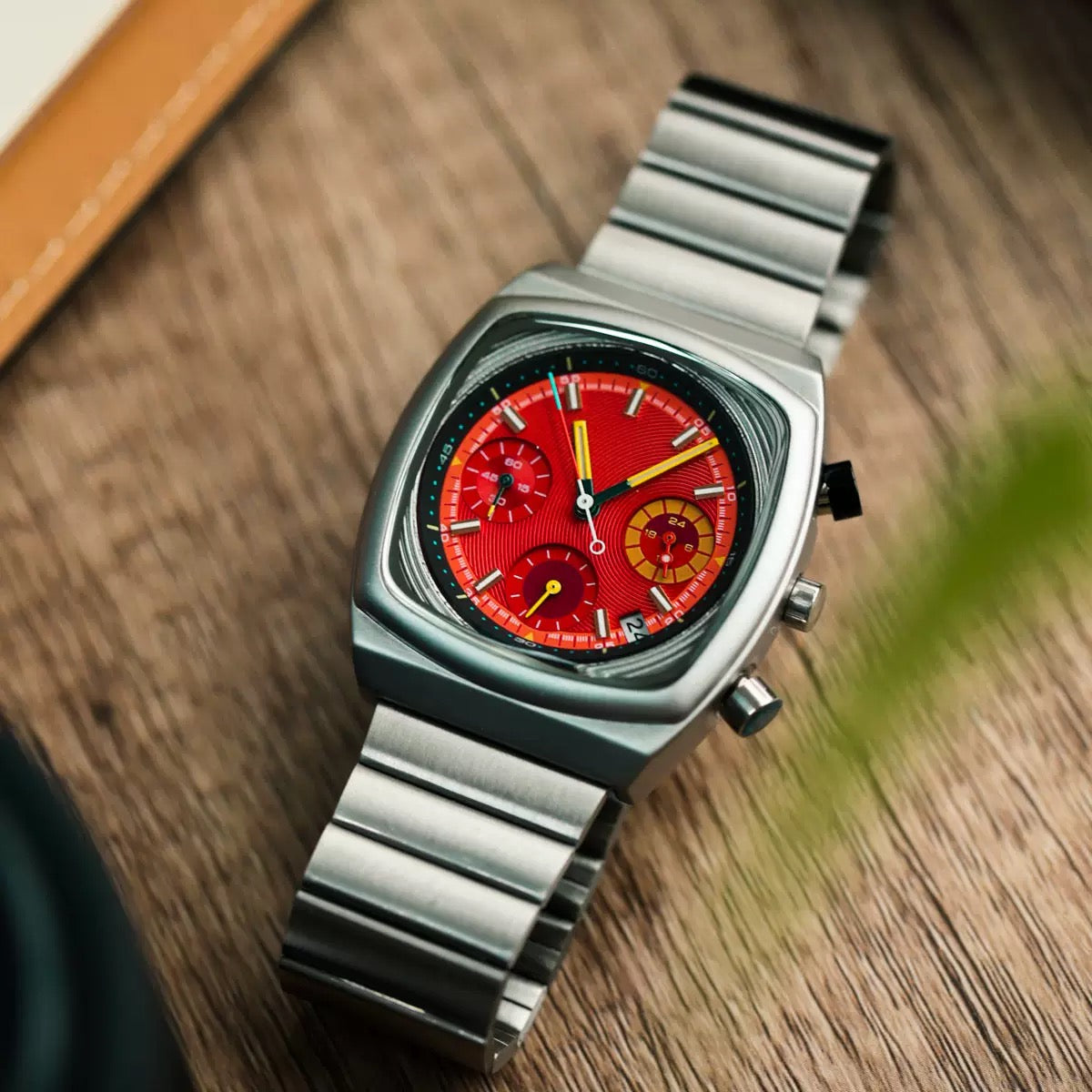 Square chronograph chain watch