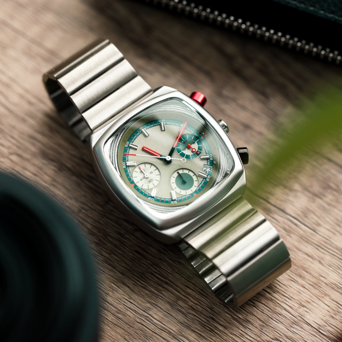 Square chronograph chain watch