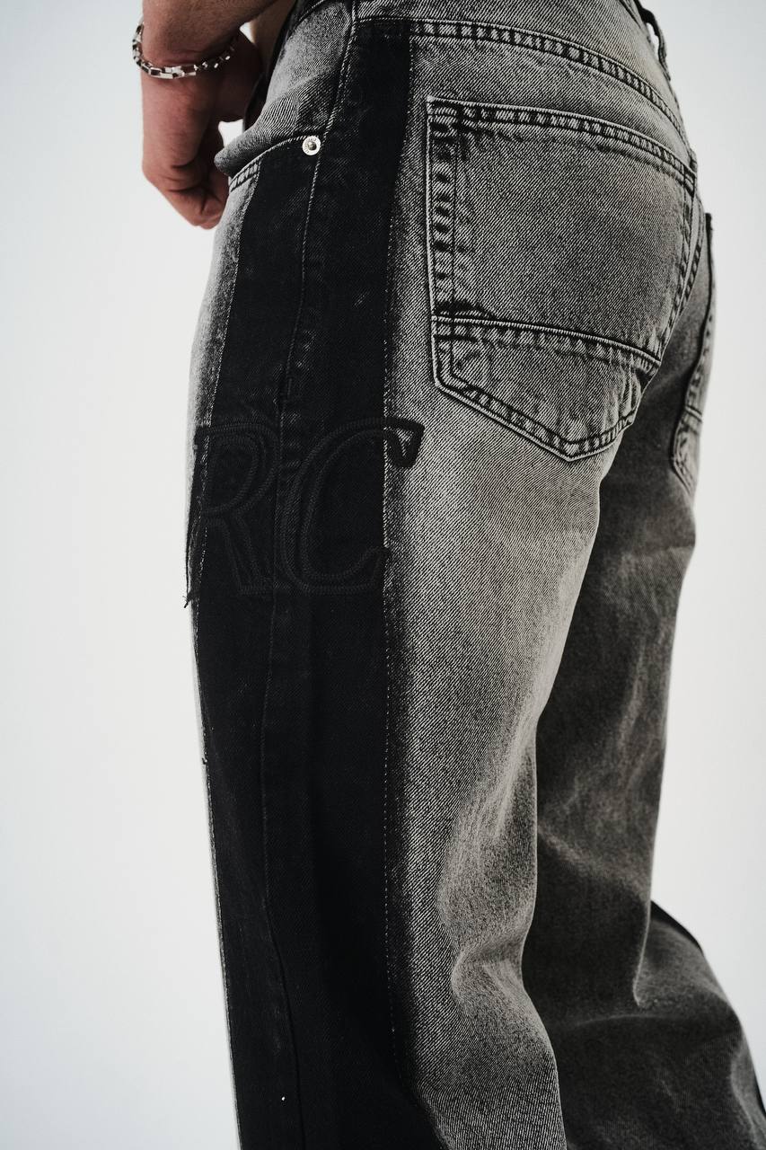 Retro club embroidered jeans
