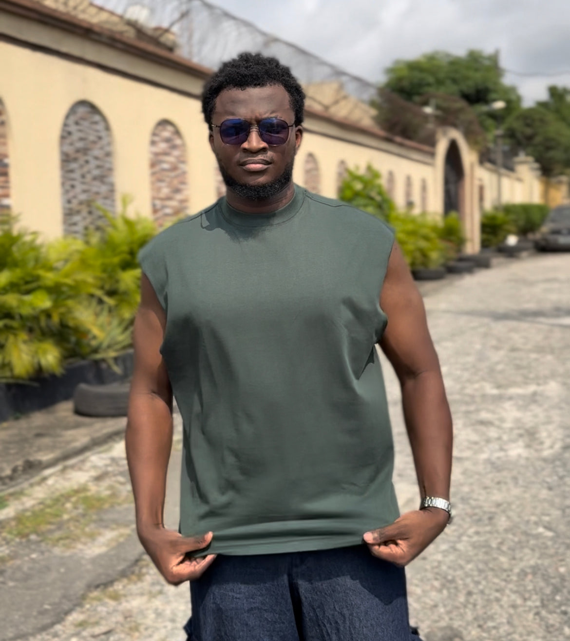 300GSM extended neck sleeveless