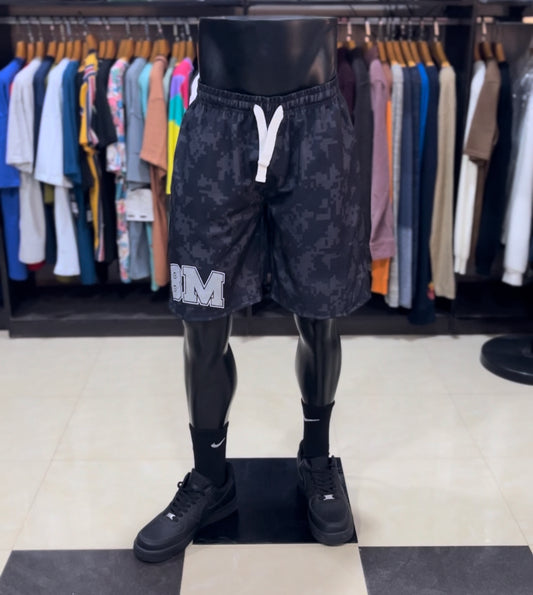 Boohoo pixel print short