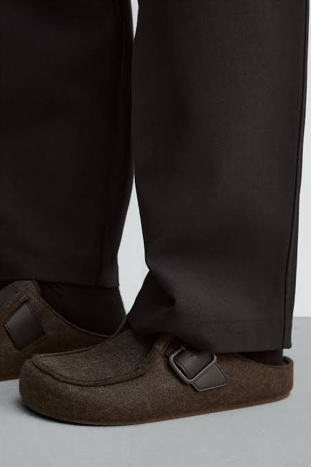 Zara buckled clog in chocolate