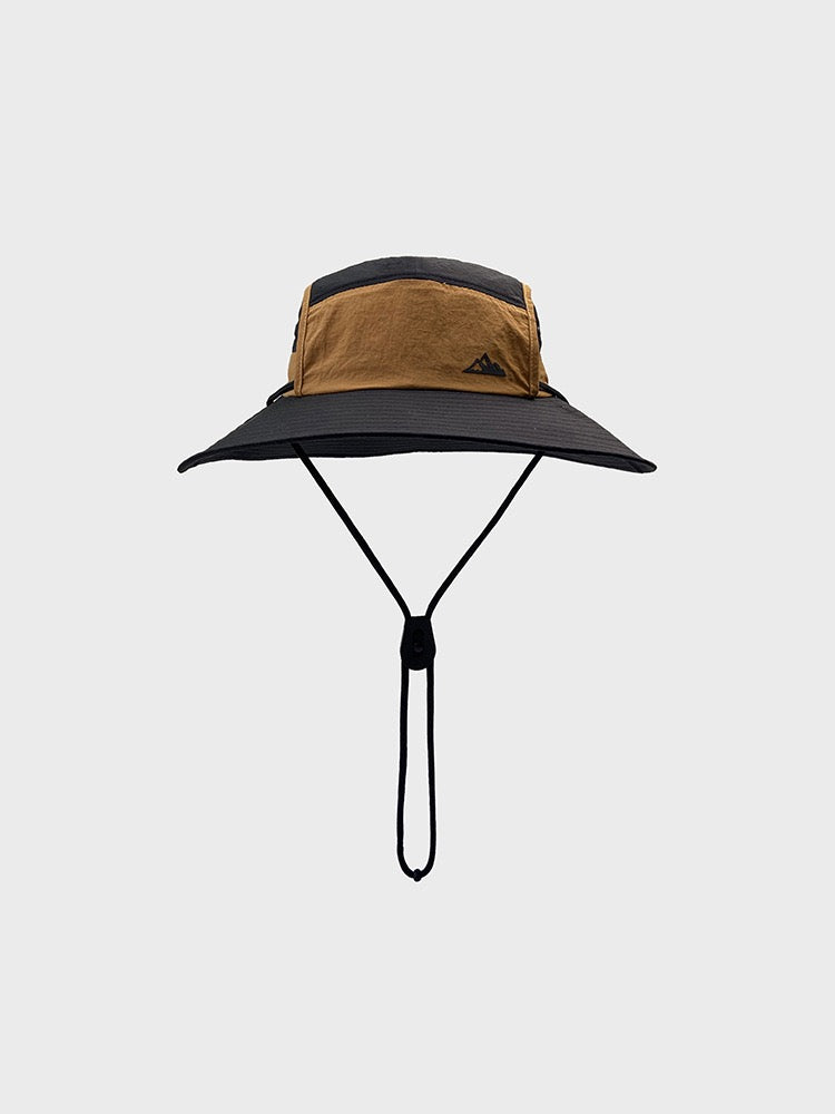 Hiking panel bucket hat