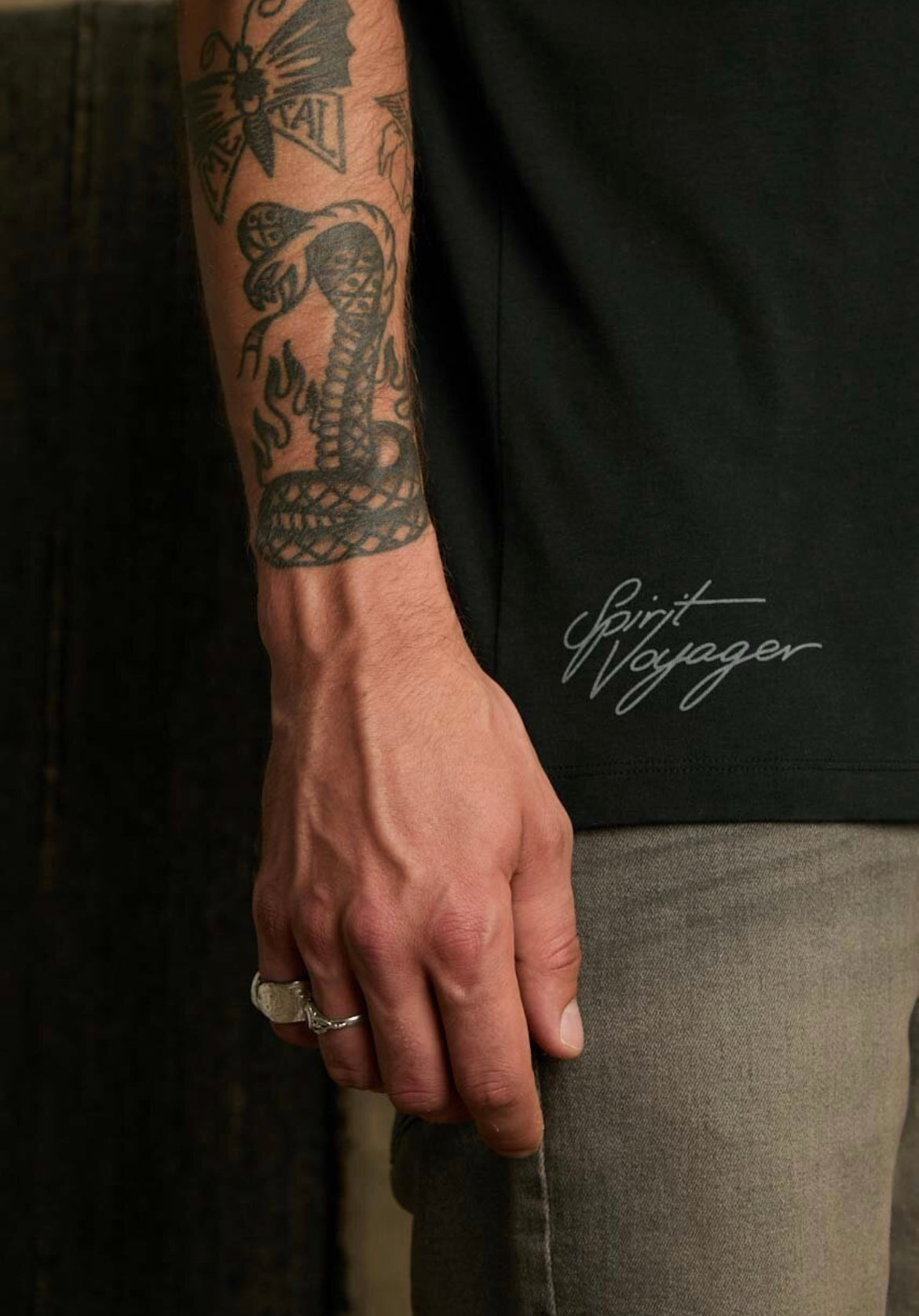 Medicine voyager tee