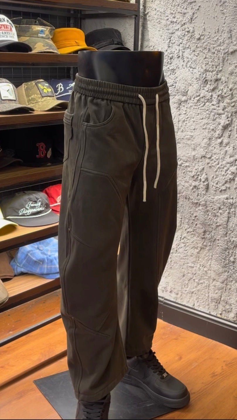 Heavy block design pants in carton