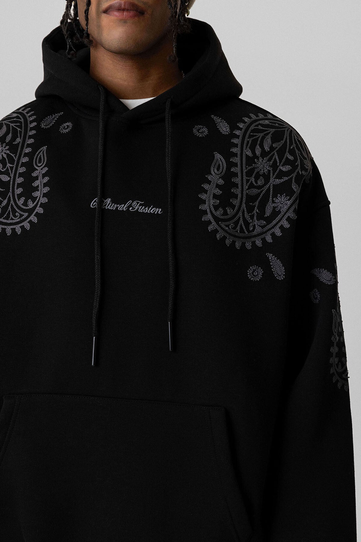 VAMOS PALSLEY PATTERNED OVERSIZE HOODIE BLACK