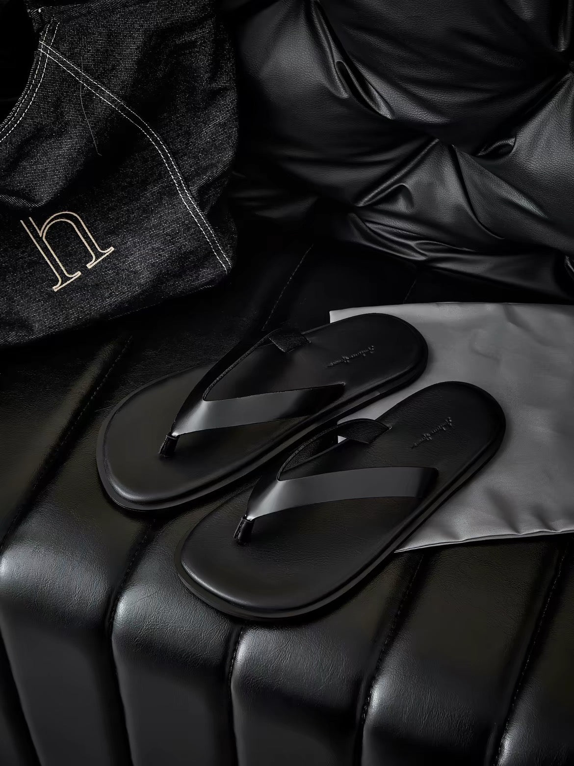 Leather flip flop slippers