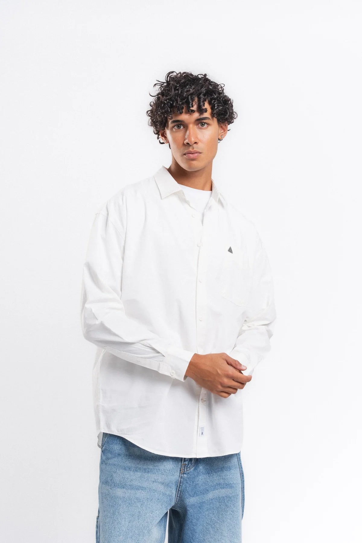 Retro club metal label shirt
