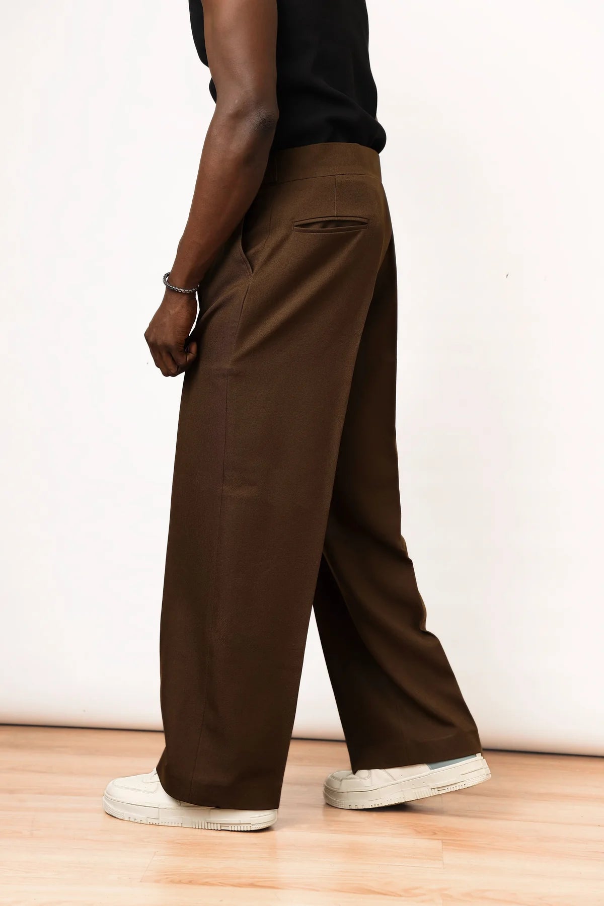 RECLAIMED OXFORD PLEATED TROUSER