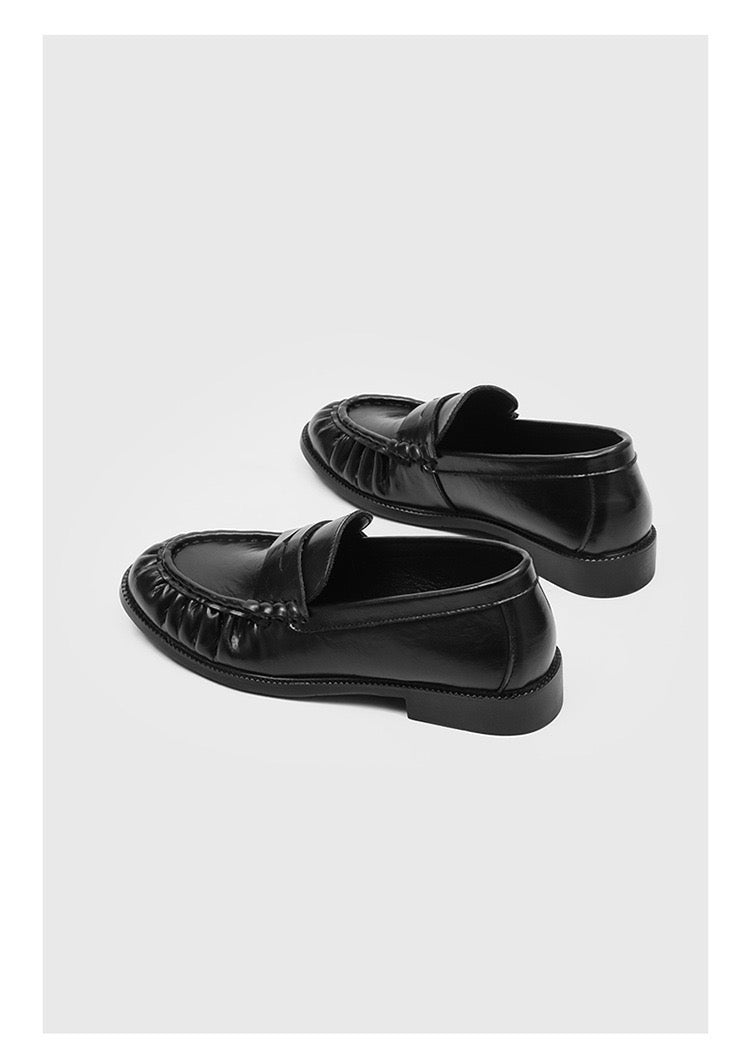 Creased leather loafer