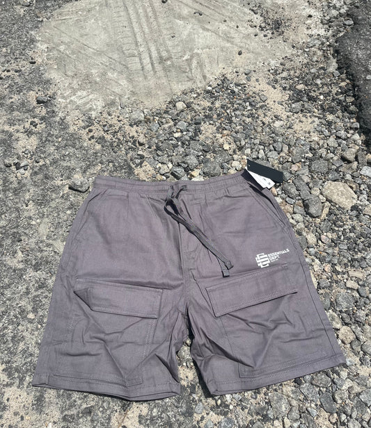 Utility essential short