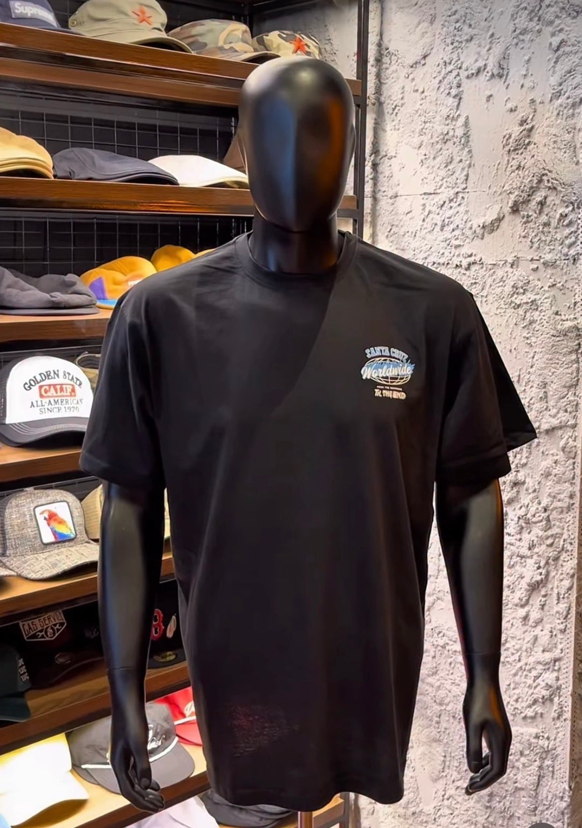 Santa Cruz SC worldwide tee