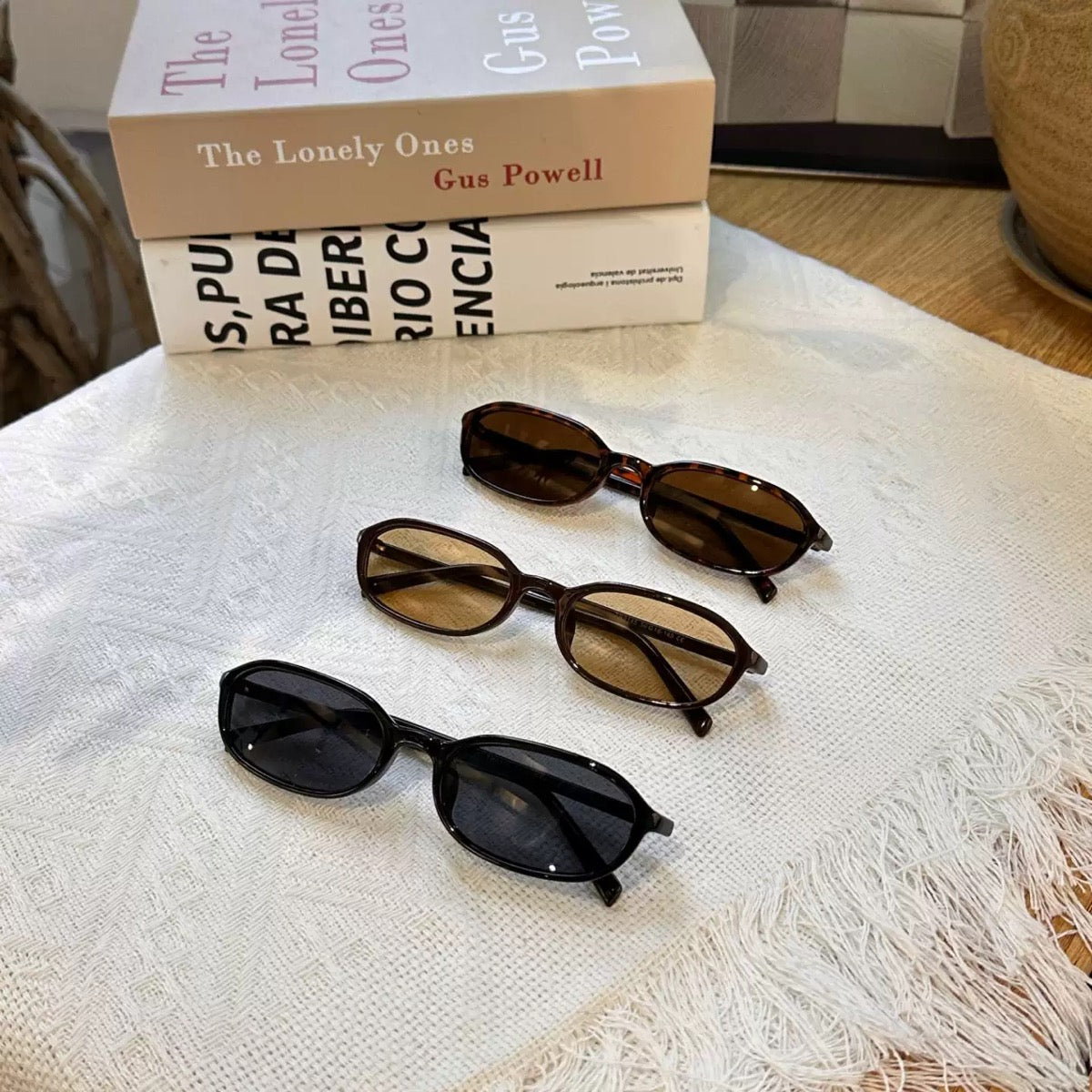 Oval acrylic glasses