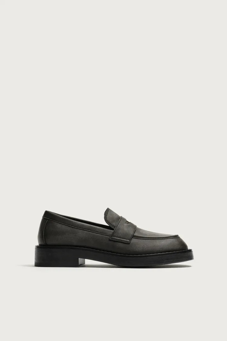 Zara WORN COIN leather LOAFERS
