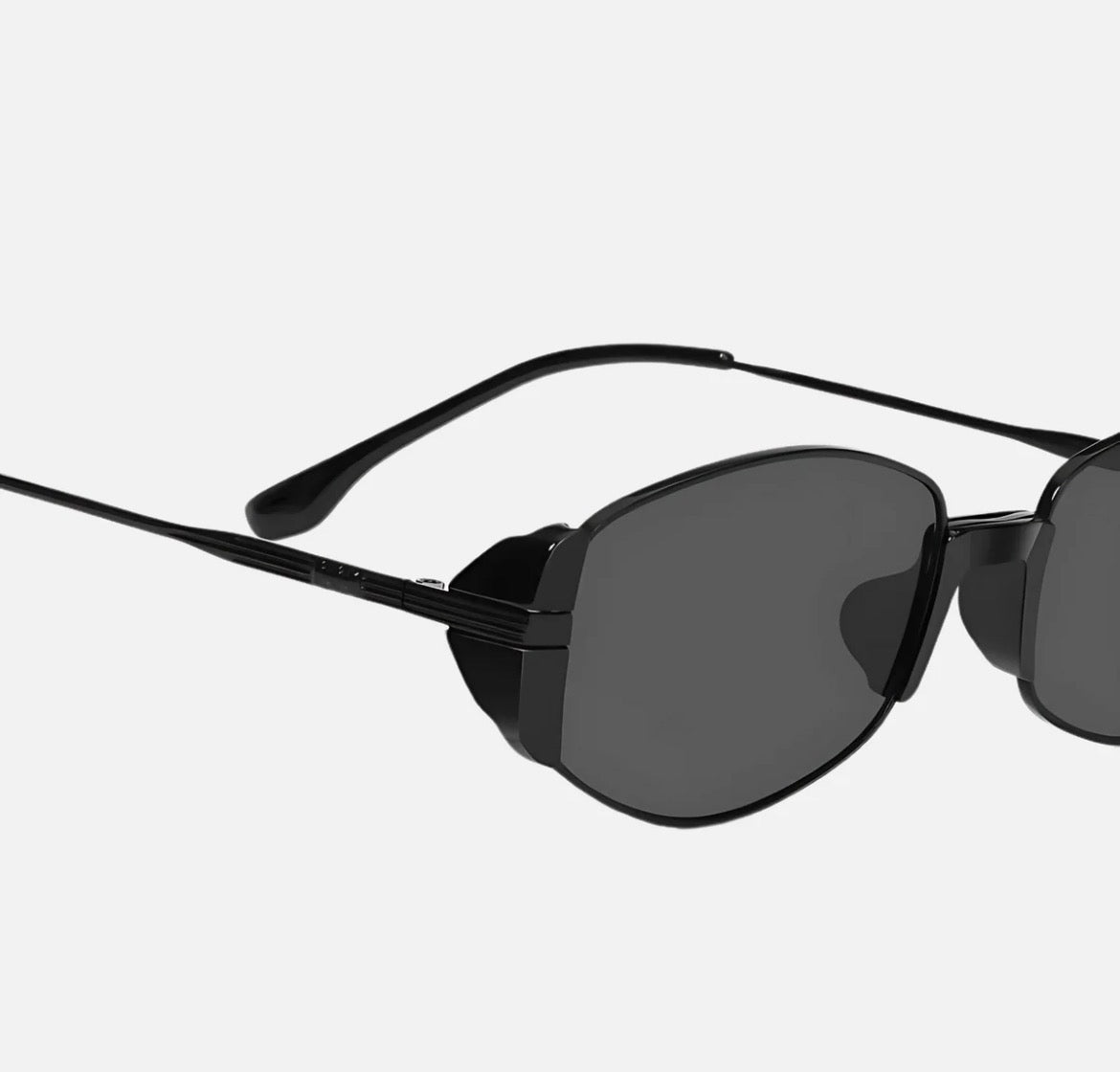 Bennet frame glasses