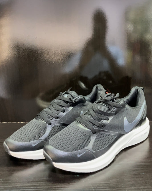 Breathable workout trainer