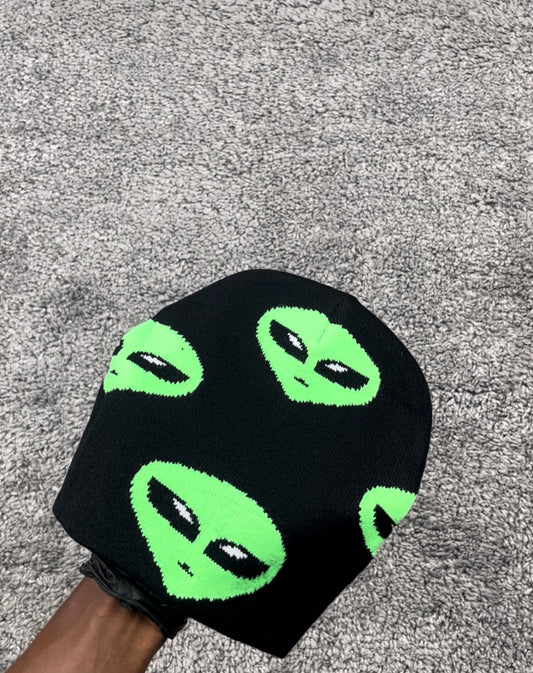 Alien head jacquard beanie