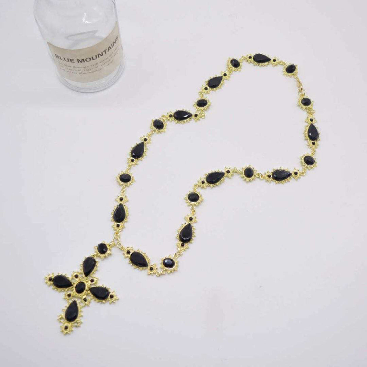 Baroque crucifix neck chain