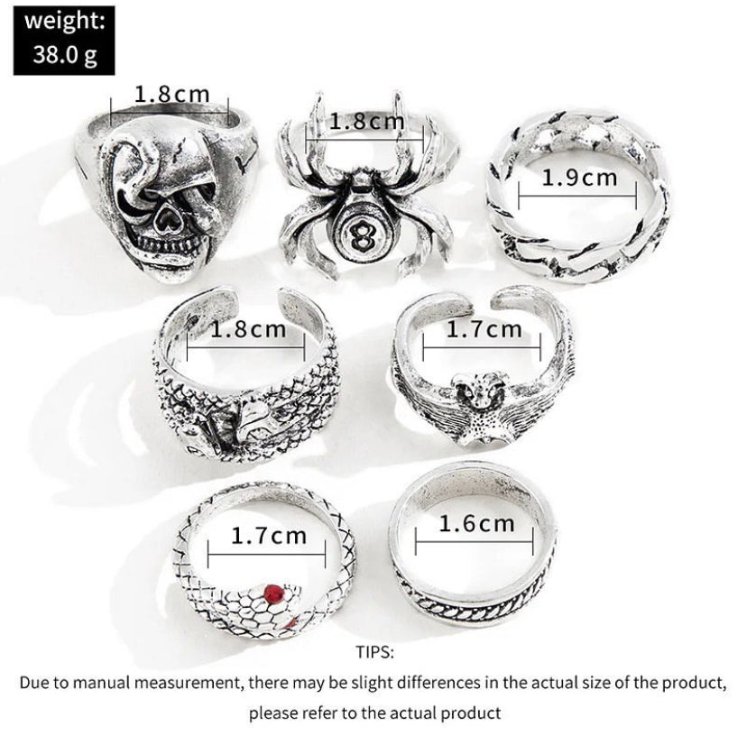 Goth rings in pack of 7